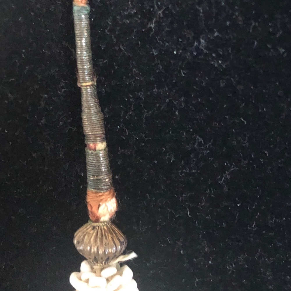 Ethnic Afghan style silver and white bead necklace - Picture 10 of 11
